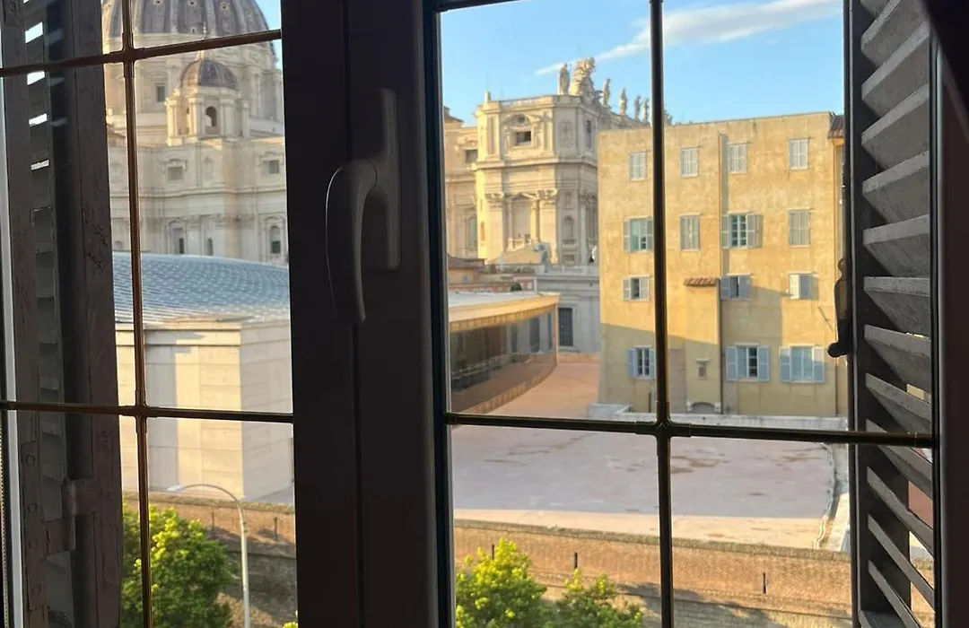 Wake Up To St Peter S - Spectacular Vatican View Apartment-1